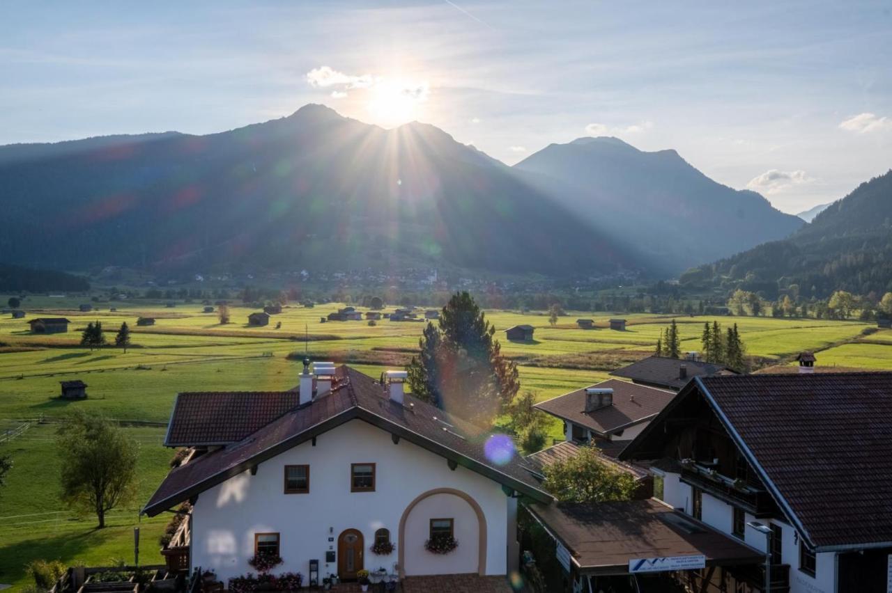 Gaestehaus Alpenstern エールヴァルト エクステリア 写真