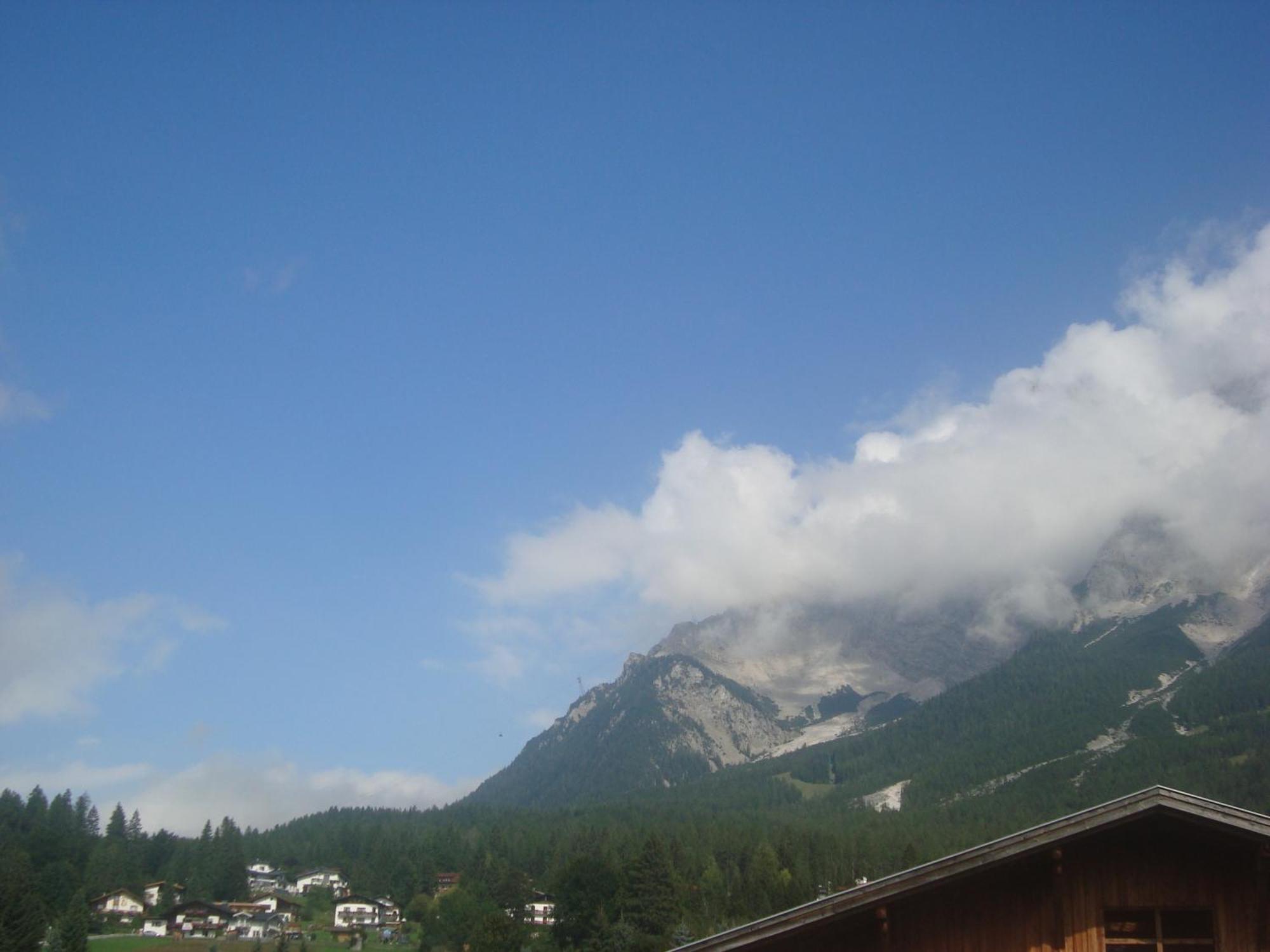 Gaestehaus Alpenstern エールヴァルト エクステリア 写真